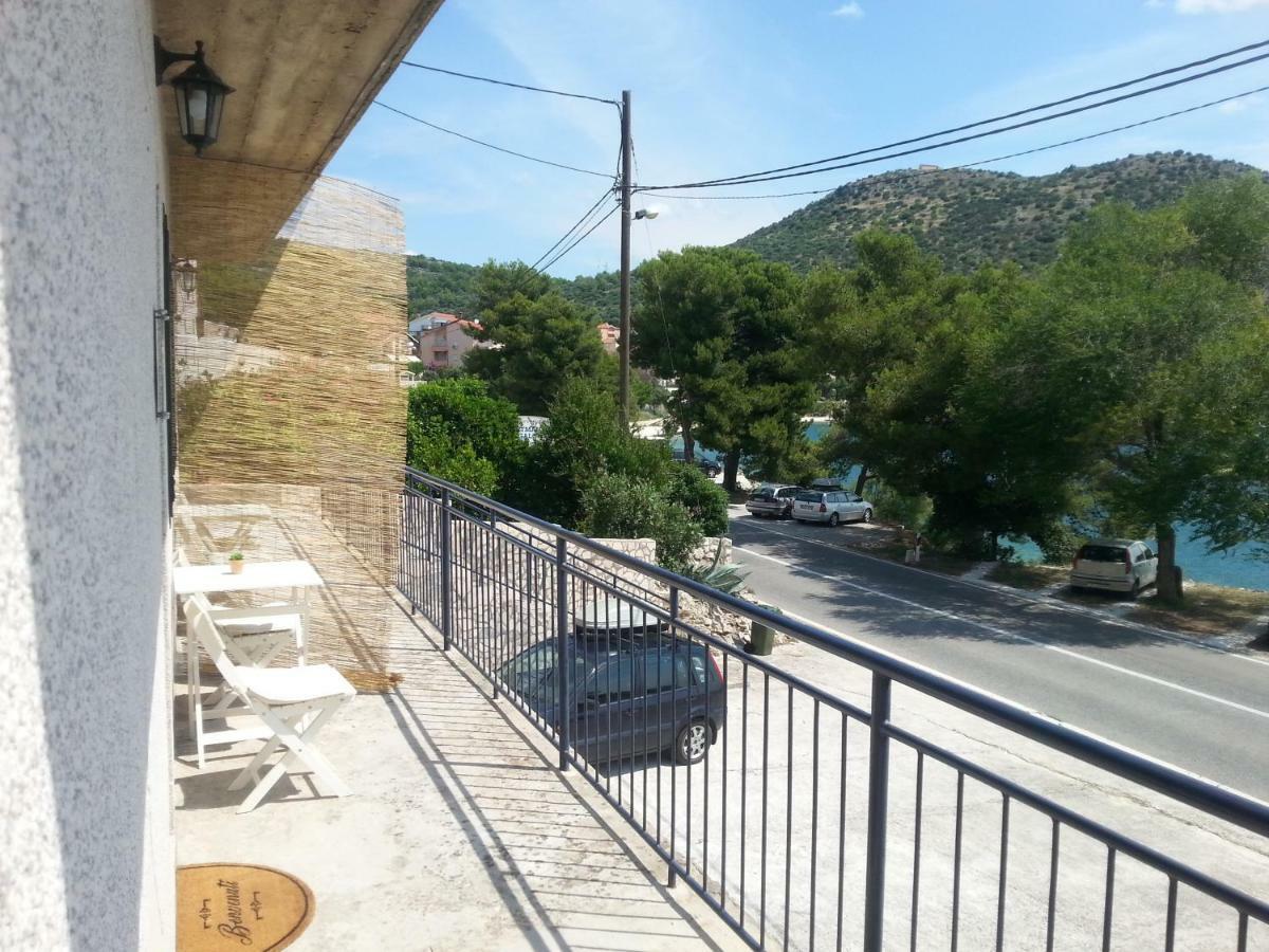 Studio Apartment Luce Marina Exterior photo
