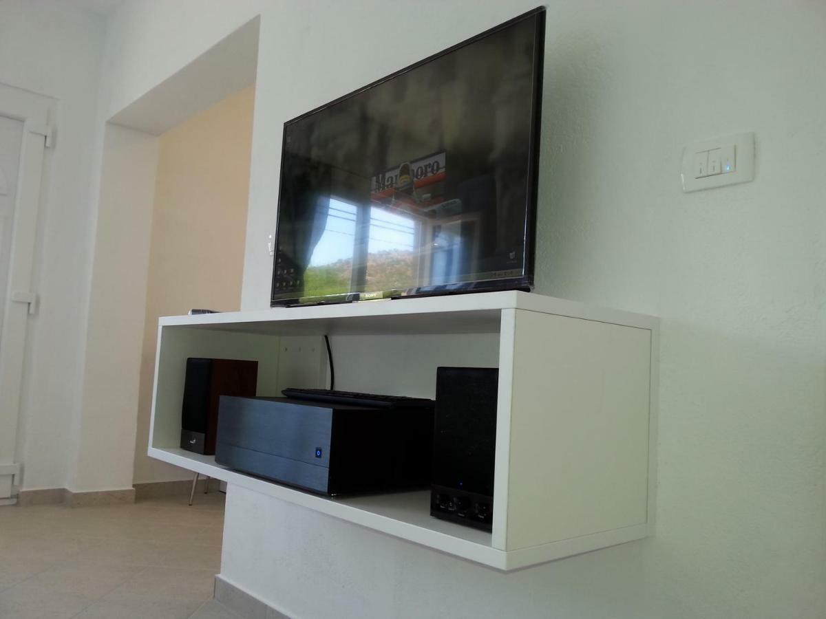 Studio Apartment Luce Marina Exterior photo